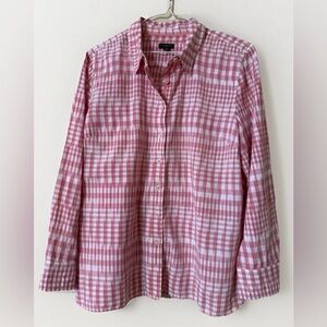 Talbots pink and white plaid long sleeve button up blouse
